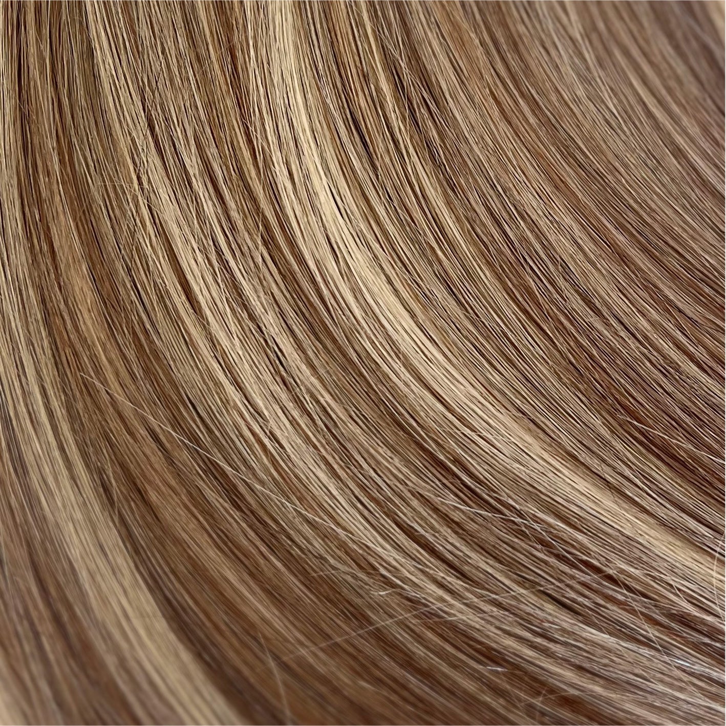 Close up photo of Natalie Michelle Hair Extensions in colour Holly Wood B8/22.