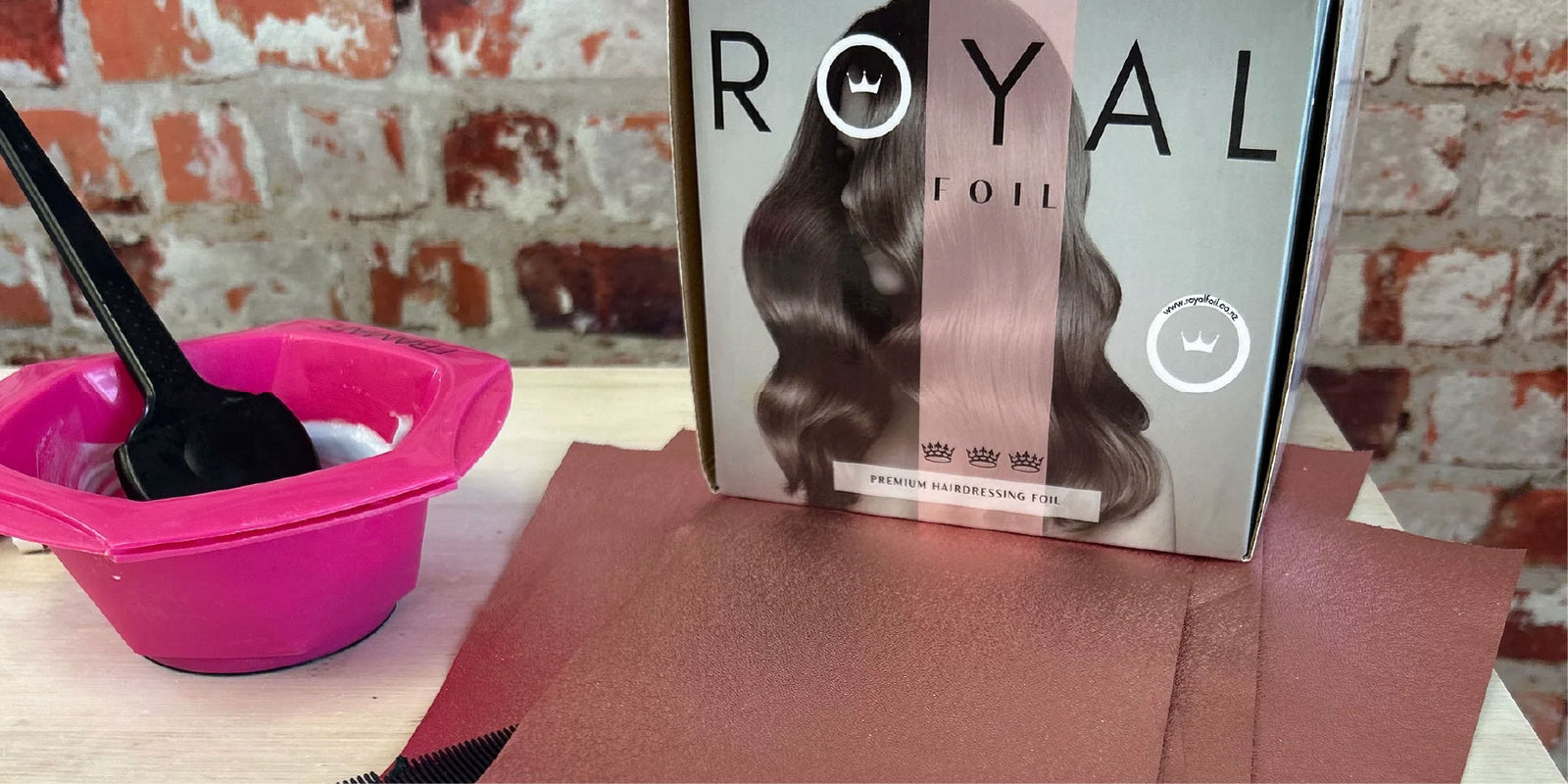 Photo showing Royal Foil professional salon foil.