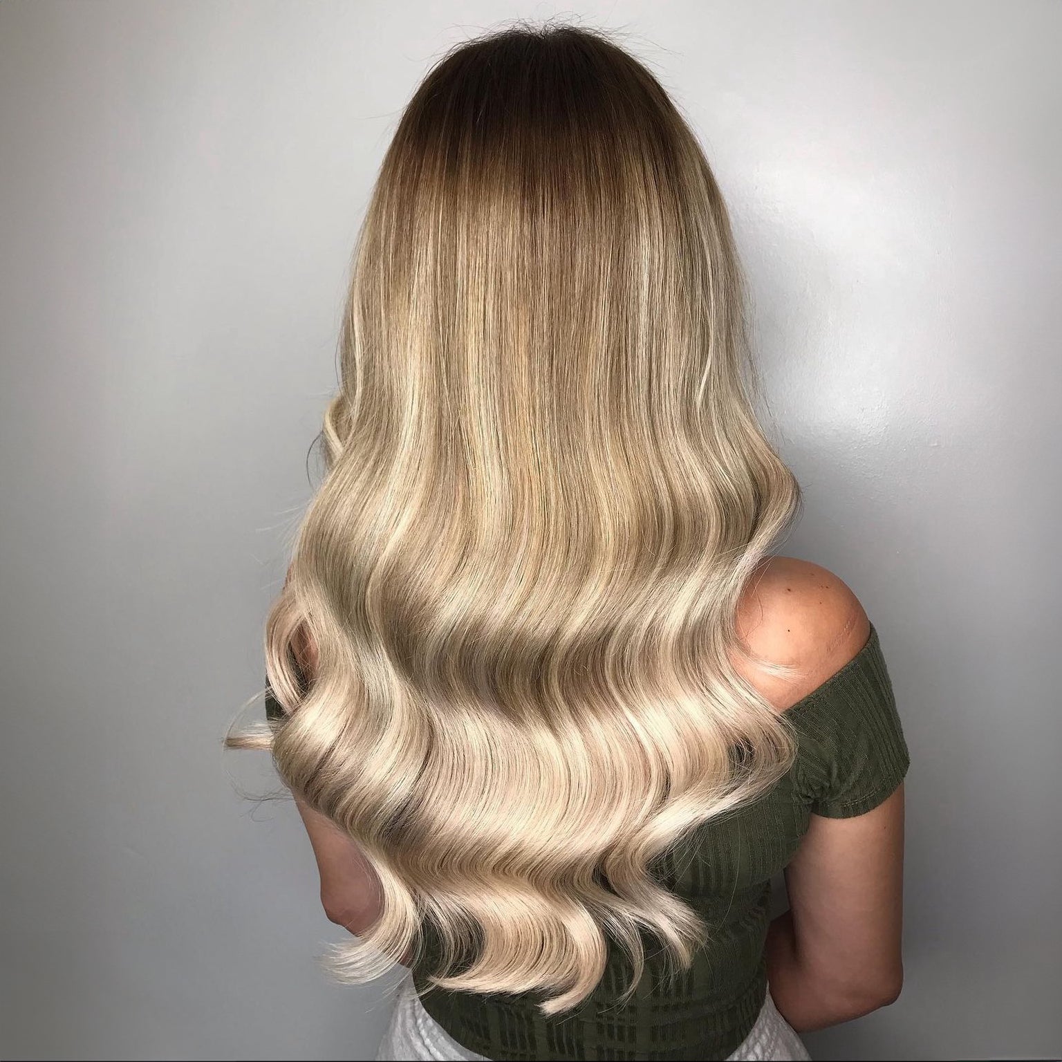 Close up photo of Natalie Michelle Hair Extensions in colour Sanderella.